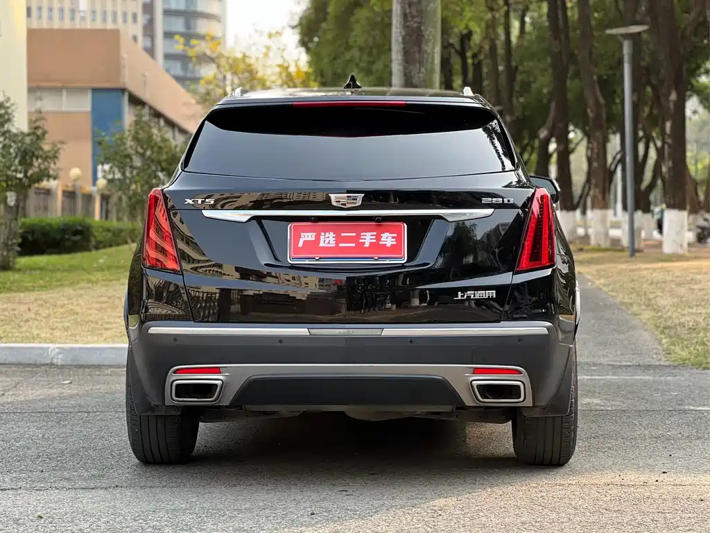 CADILLAC XT5 2020