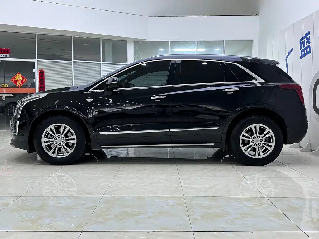 CADILLAC XT5 2022
