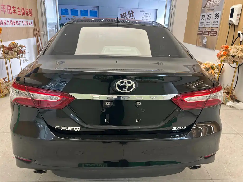 TOYOTA CAMRY 2021