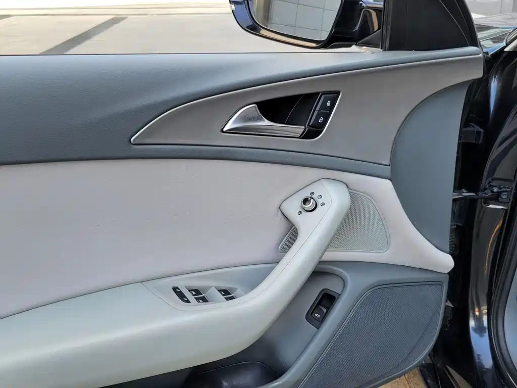 AUDI A6L 2014