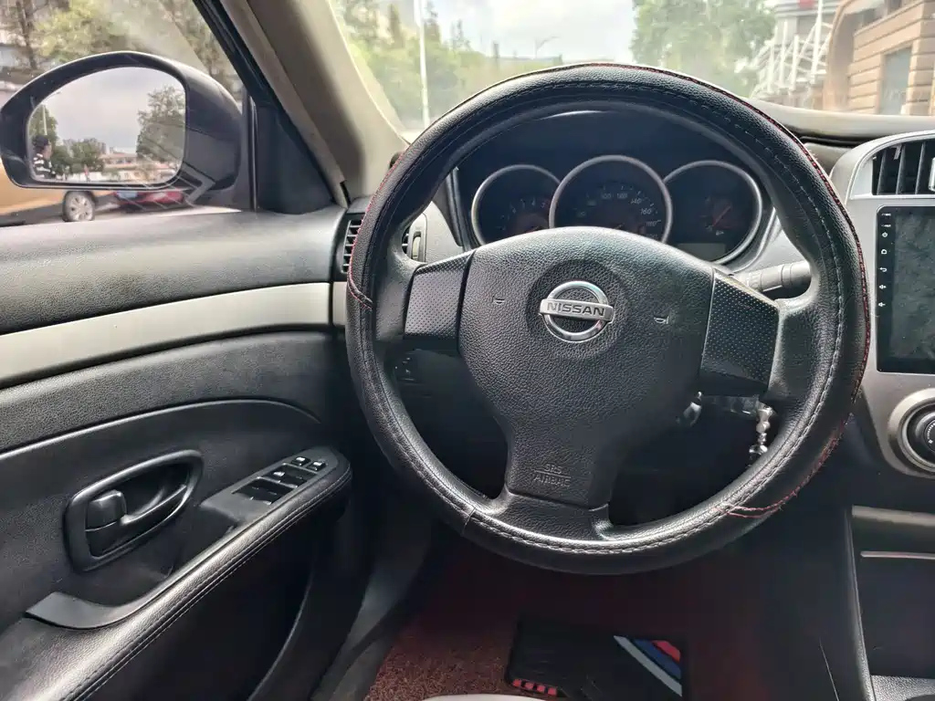 NISSAN SYLPHY 2016