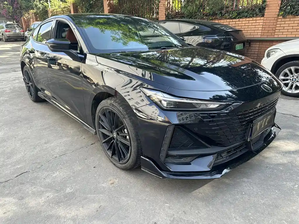 CHANGAN UNI-V 2023
