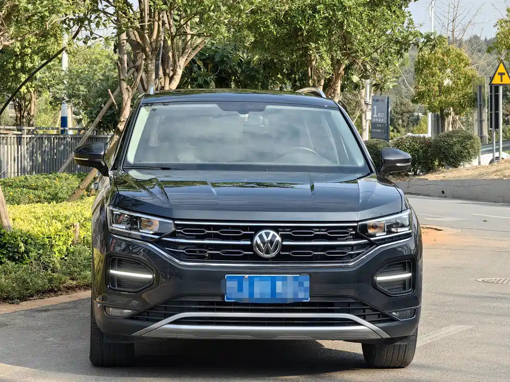 VOLKSWAGEN TAYRON 2020
