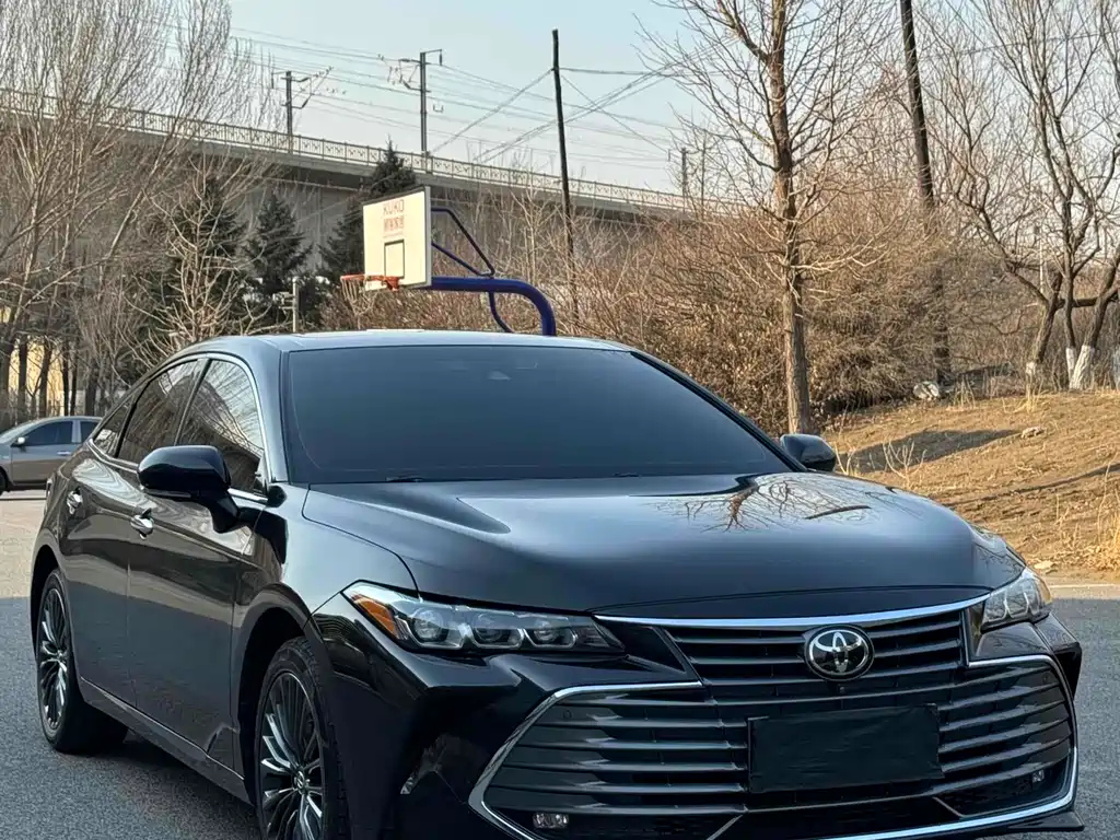 TOYOTA AVALON 2020