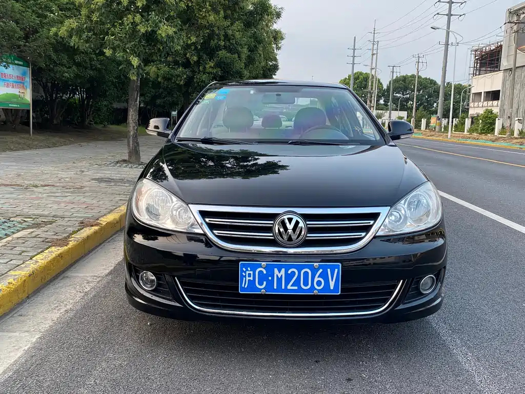 VOLKSWAGEN LAVIDA 2012