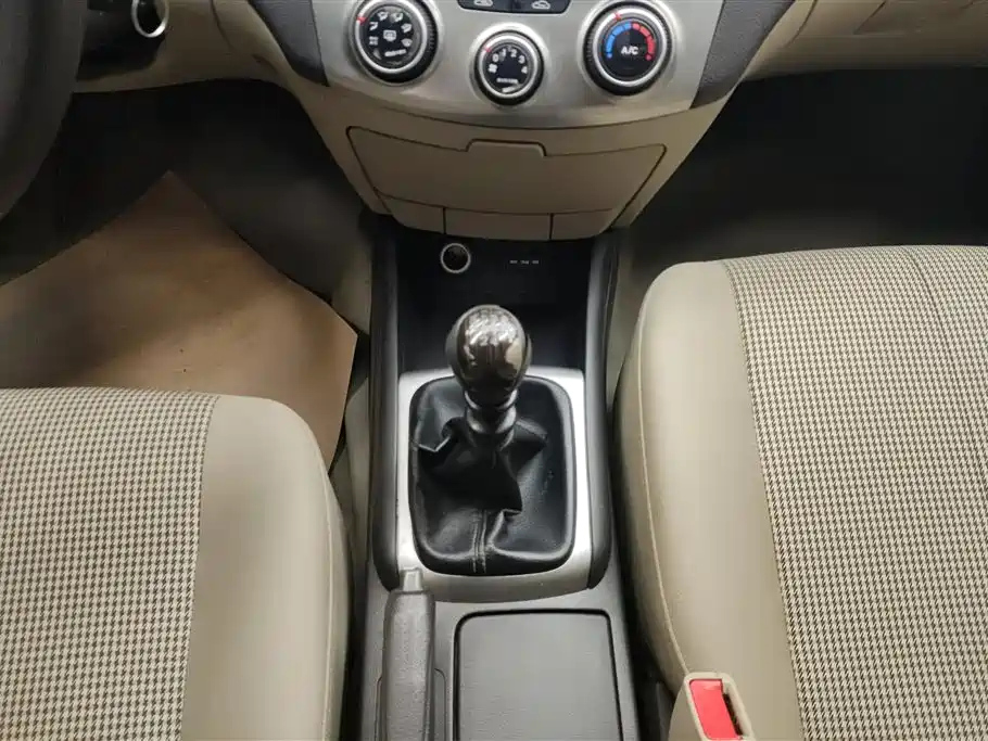 HYUNDAI CELESTA 2018