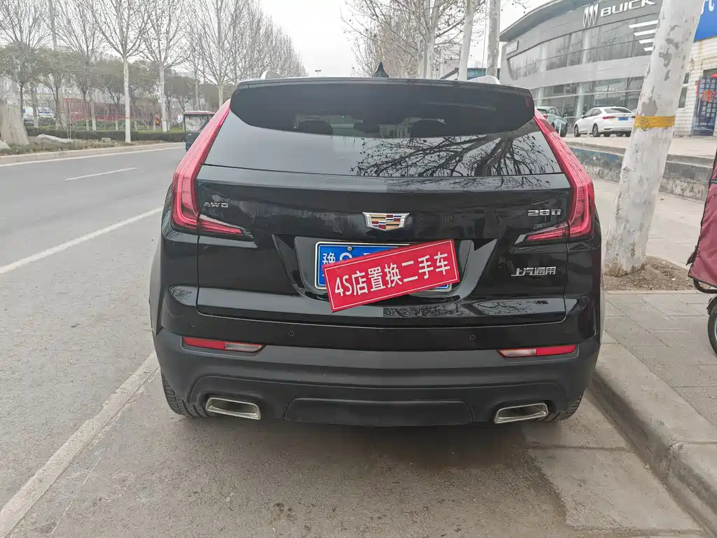 CADILLAC XT4 2021