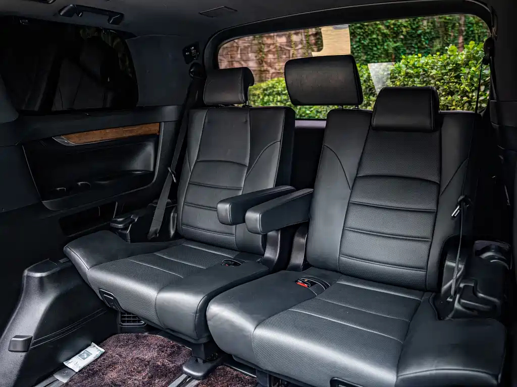 TOYOTA ALPHARD 2018
