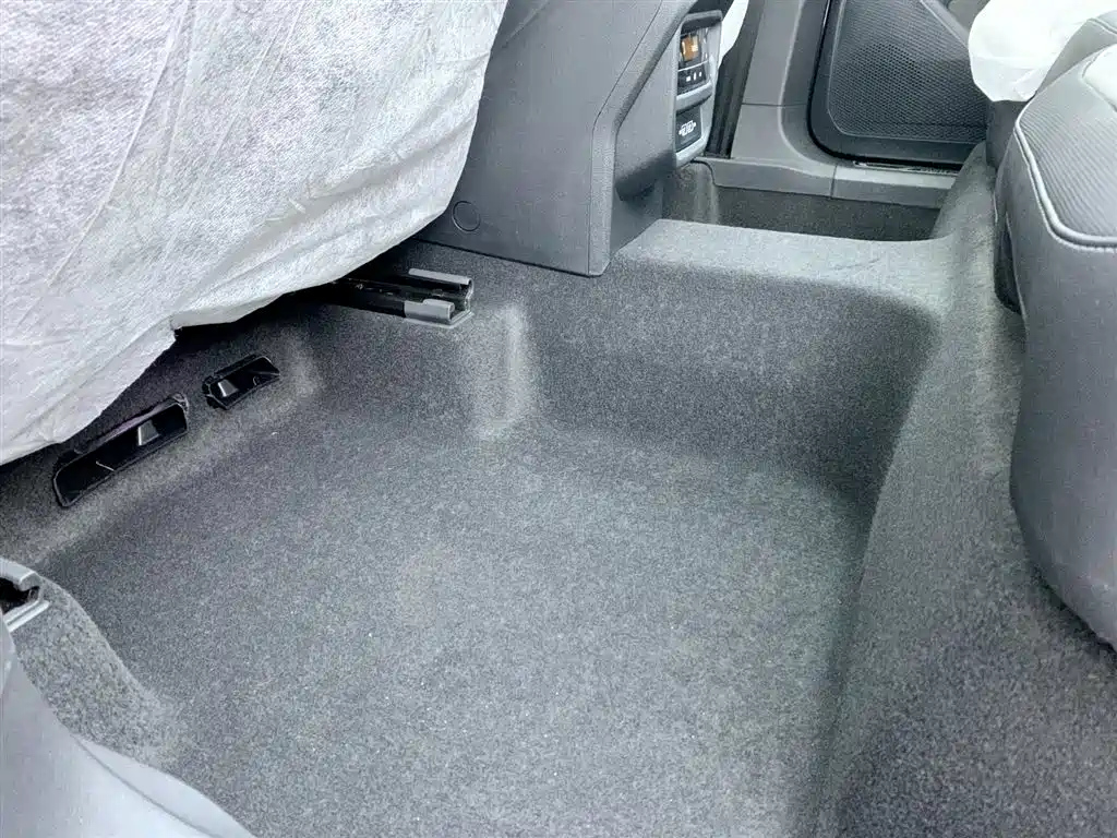 VOLKSWAGEN TAYRON 2023