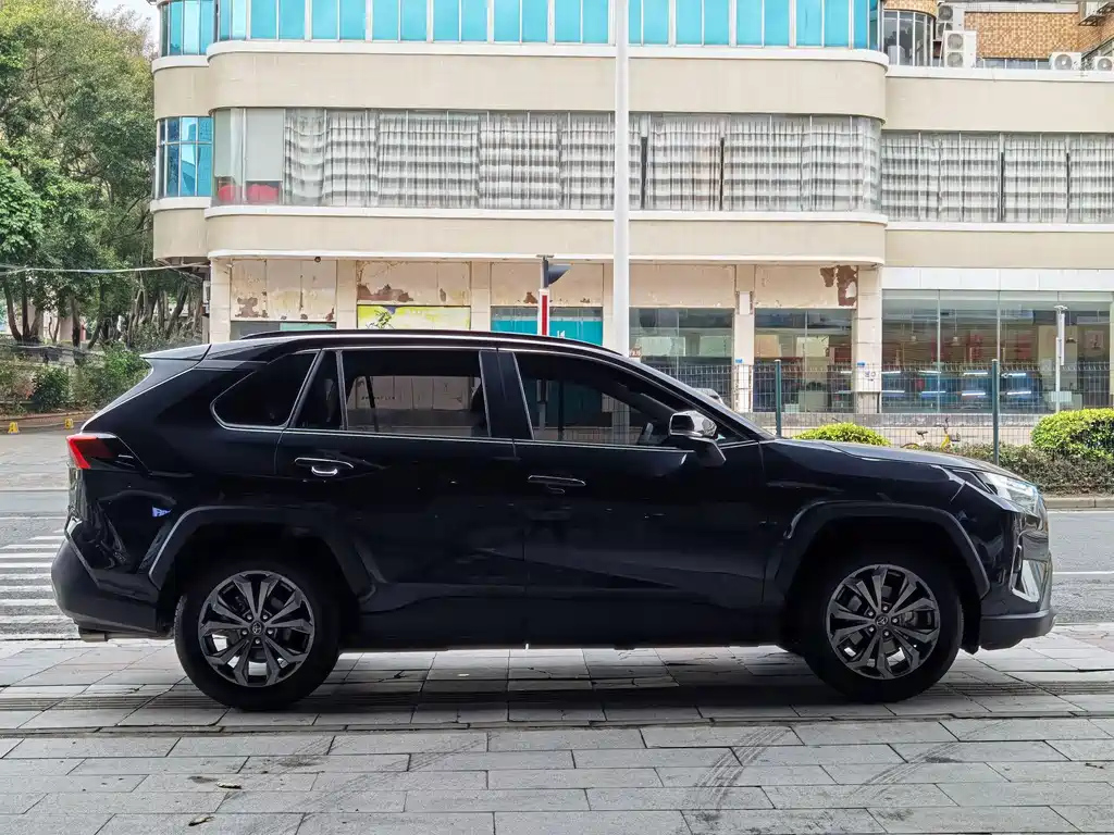 TOYOTA RAV4 RONGFANG 2023
