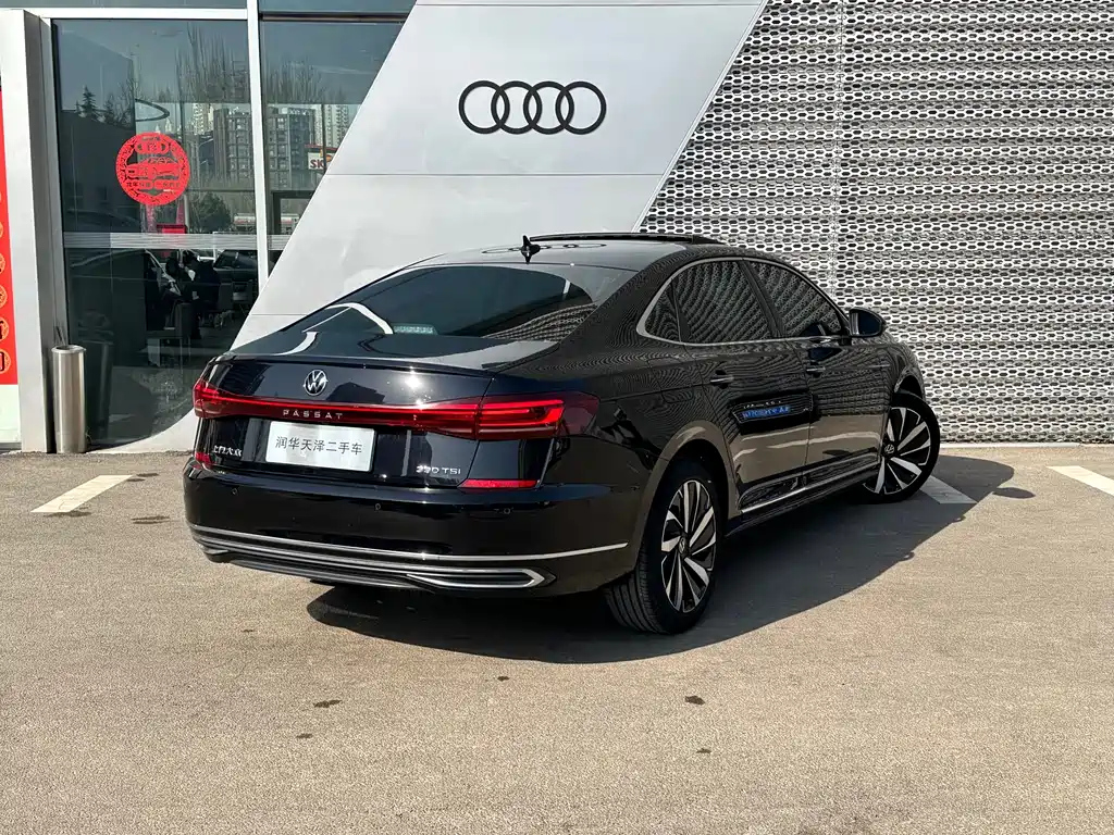 VOLKSWAGEN PASSAT 2022