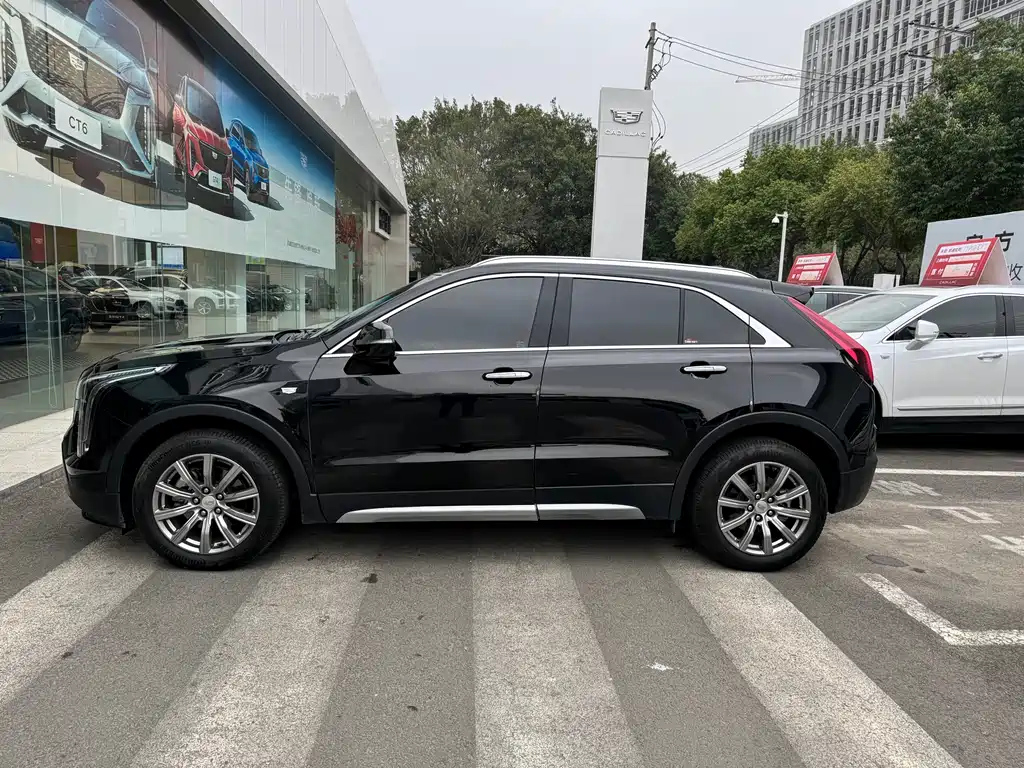 CADILLAC XT4 2019