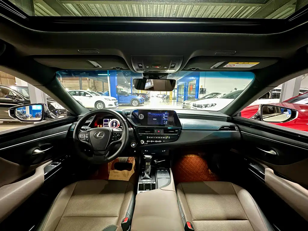 LEXUS ES 2022