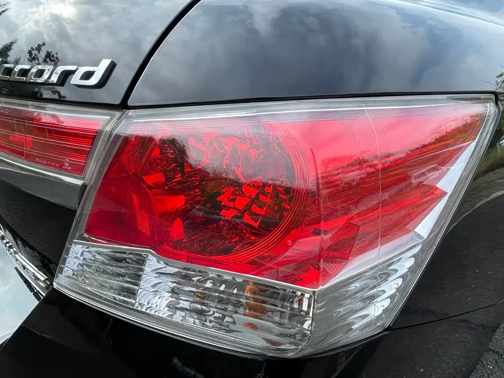 HONDA ACCORD 2011