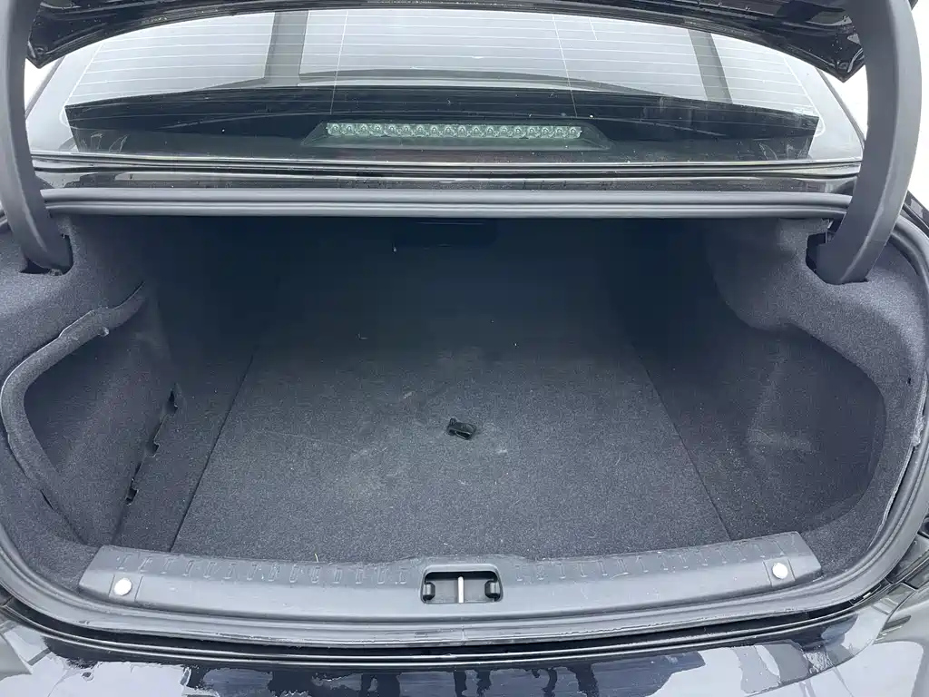 VOLVO S90 2022