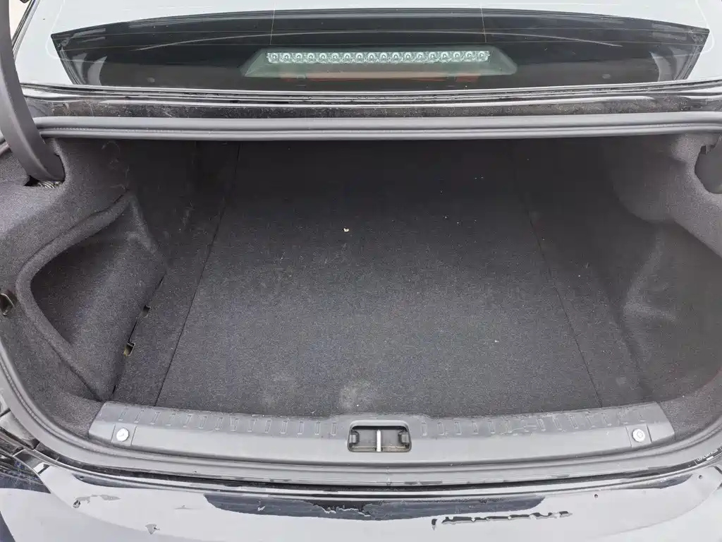 VOLVO S90 2023