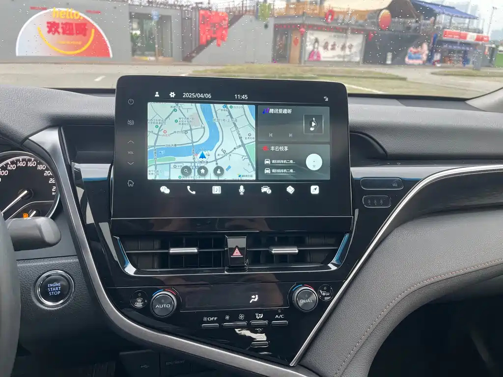 TOYOTA CAMRY 2021