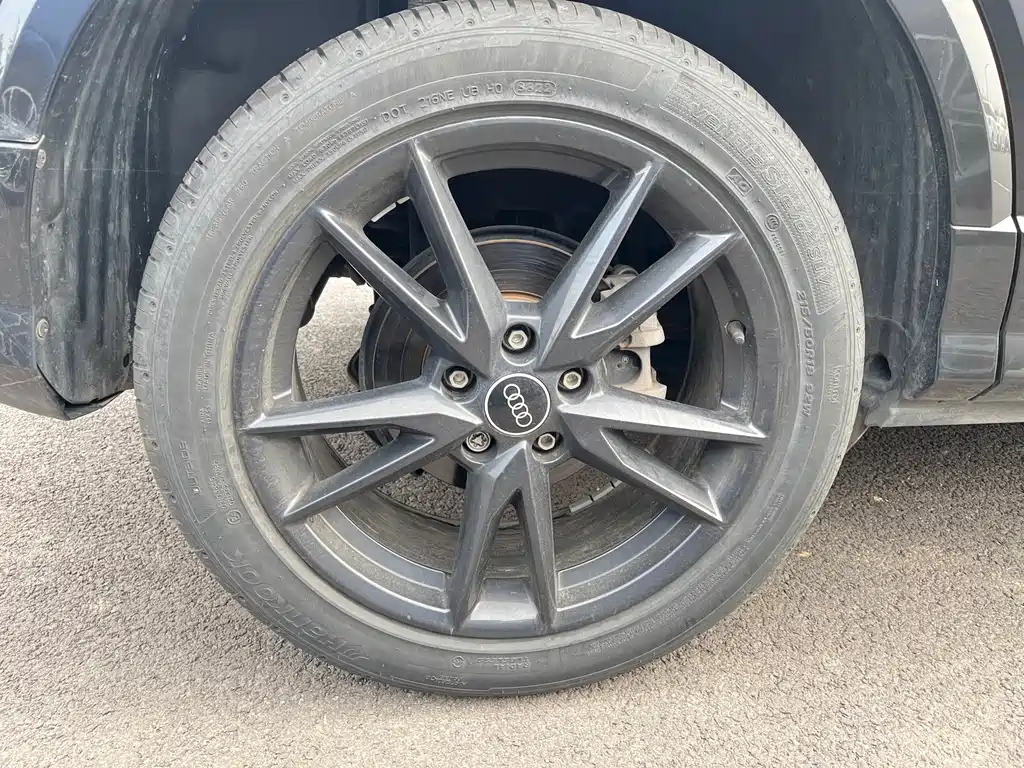 AUDI Q2L 2023
