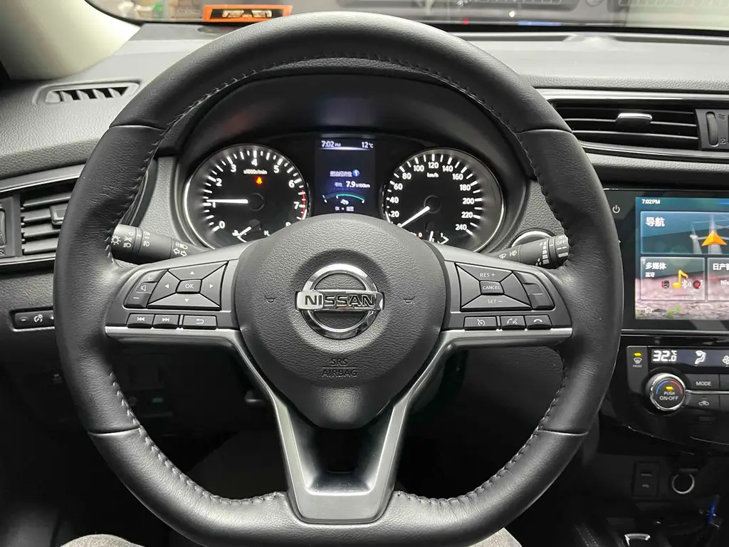 NISSAN X-TRAIL 2020