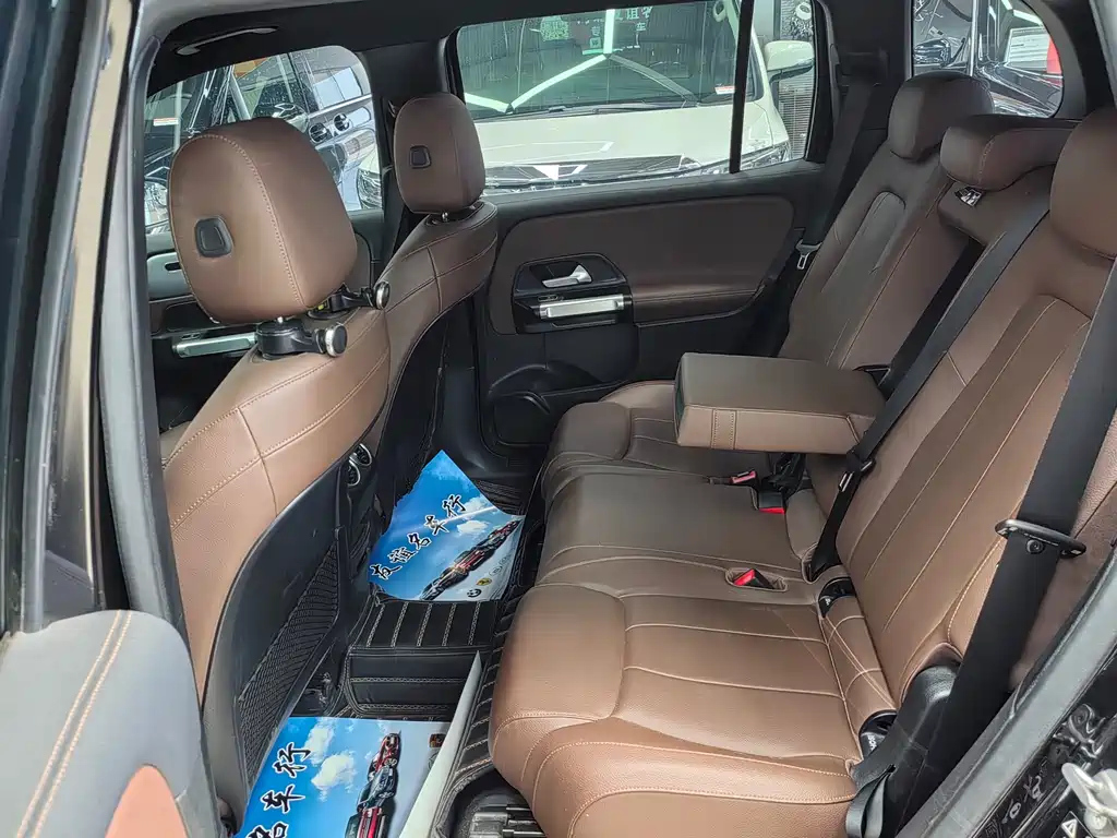 MERCEDES BENZ GLB 2020
