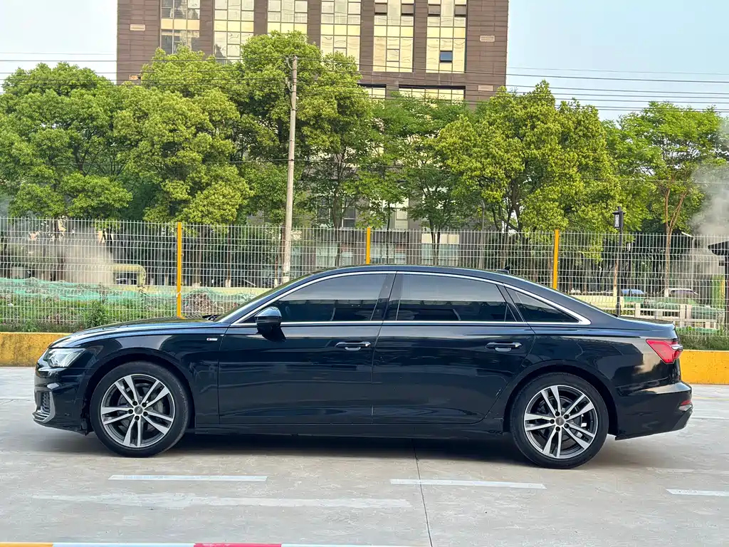 AUDI A6L 2020