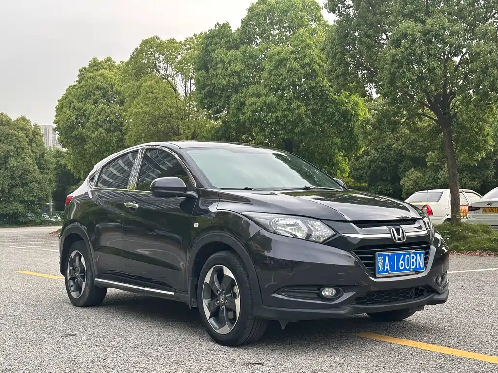 HONDA VEZEL 2016
