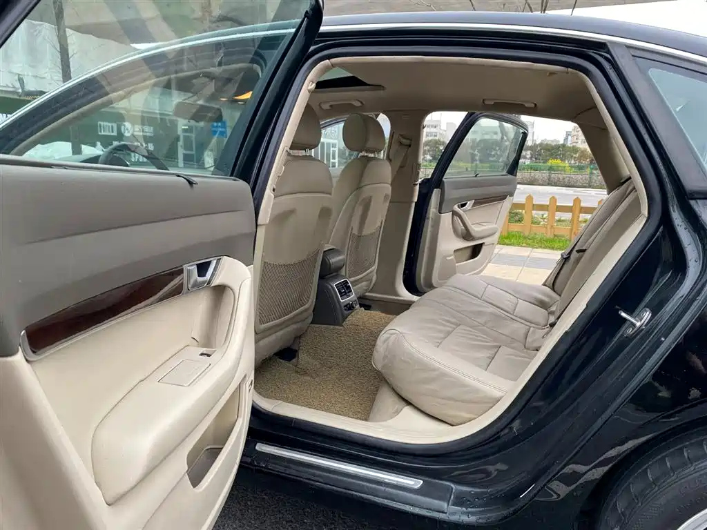 AUDI A6L 2010
