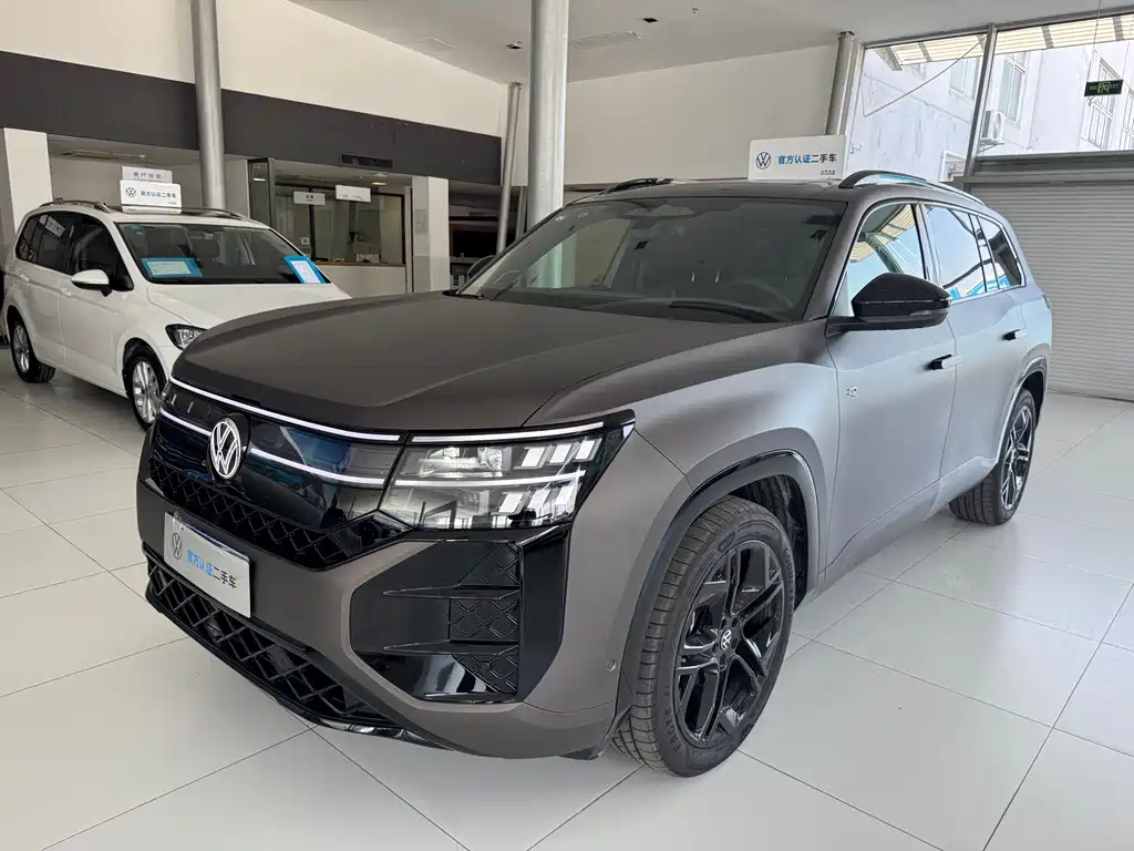 VOLKSWAGEN TOURAN 2025