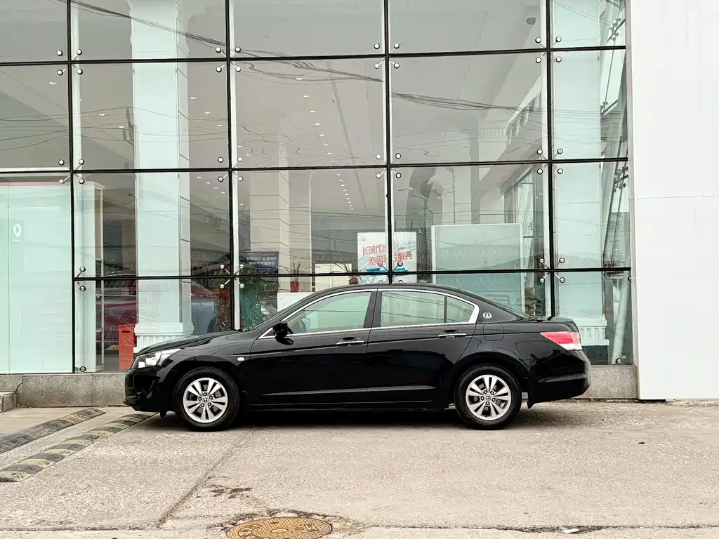 HONDA ACCORD 2010