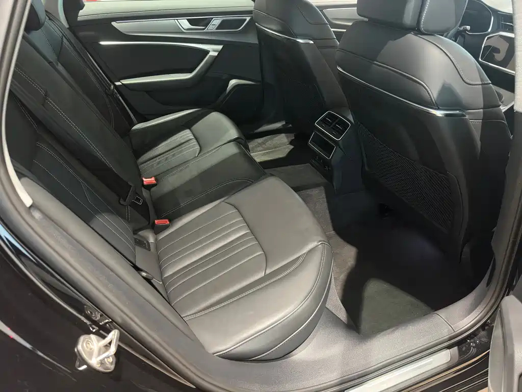AUDI A6L 2023