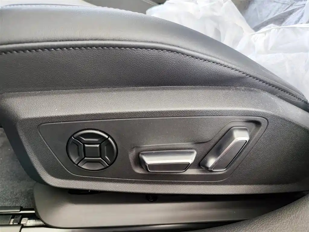 AUDI A6L 2024