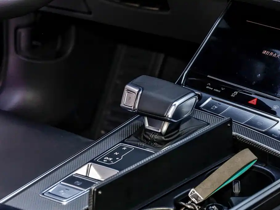 AUDI A6L 2023