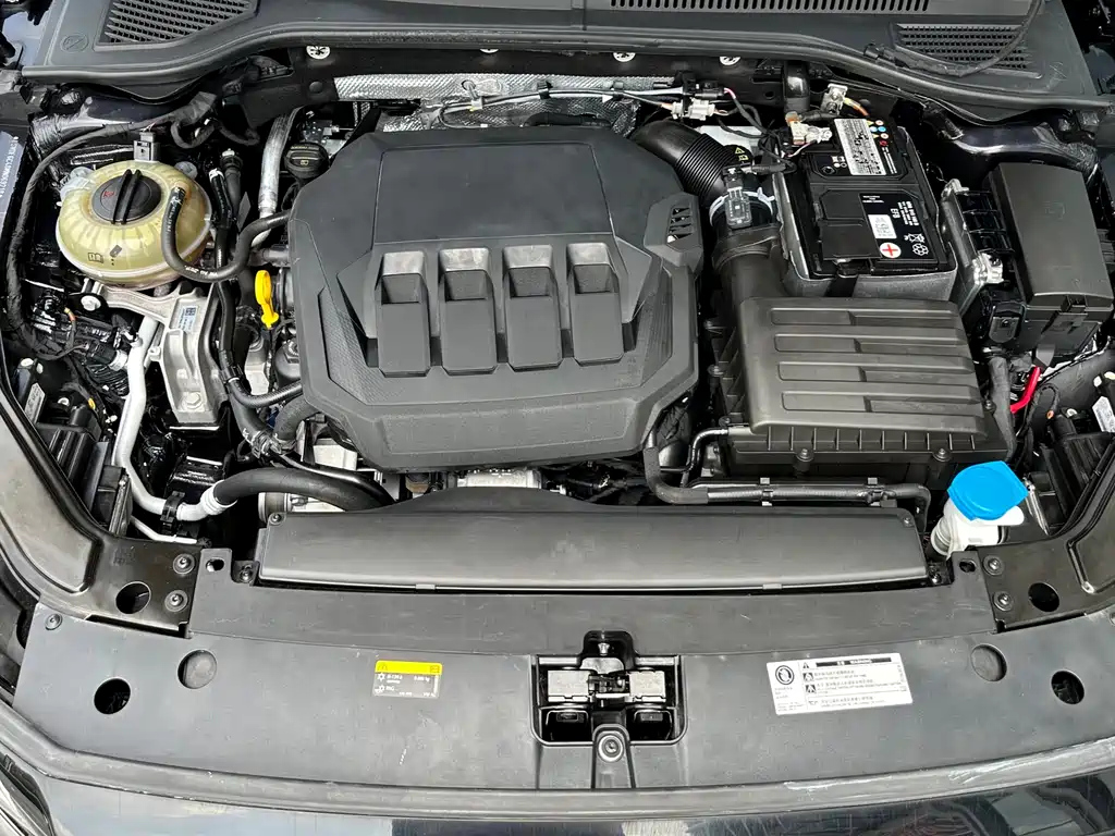 VOLKSWAGEN PASSAT 2021
