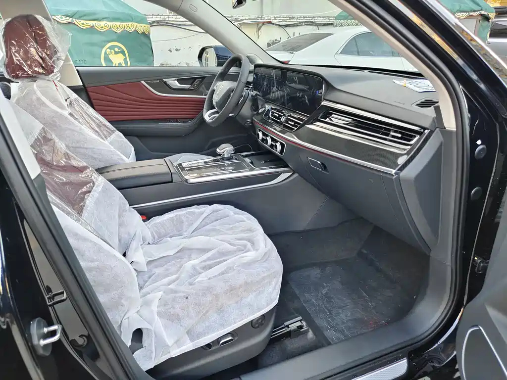 HONGQI HS5 2024