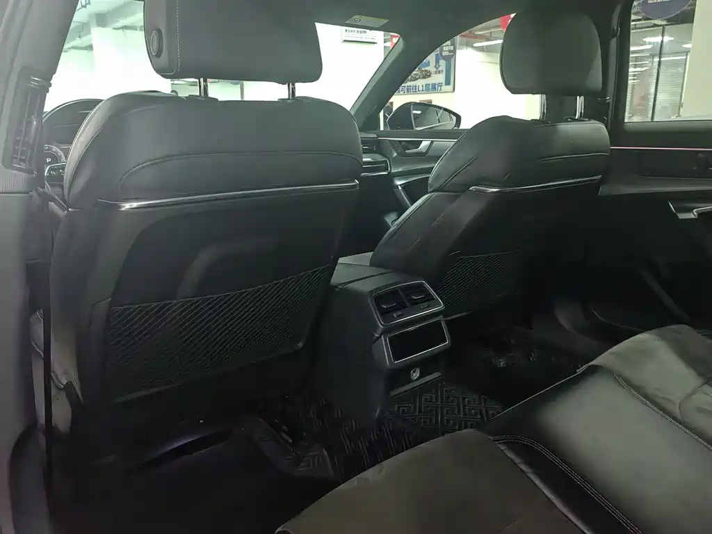 AUDI A6L 2022