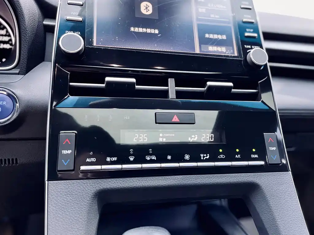 TOYOTA AVALON 2020