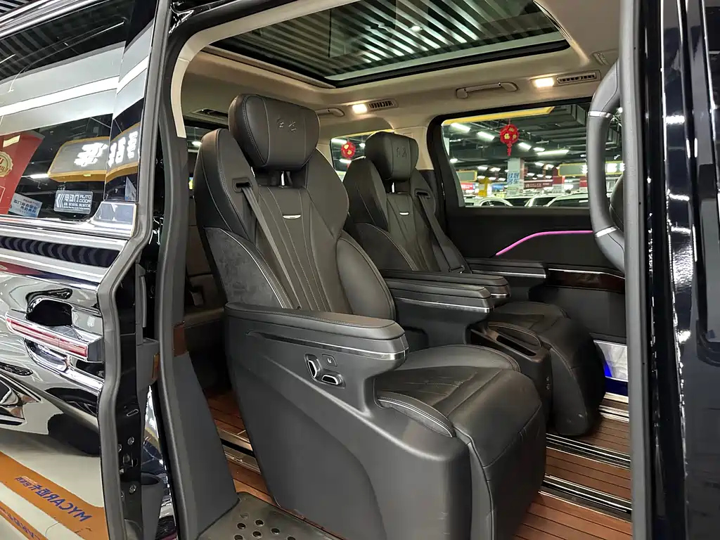 HONGQI HQ9 2022