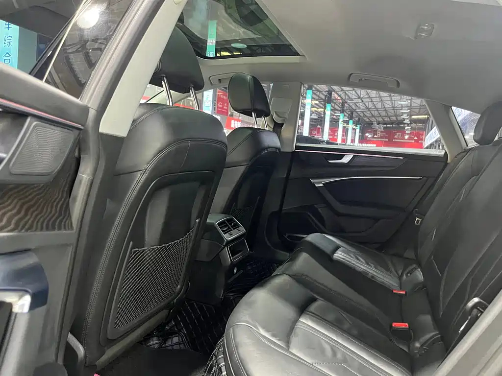 AUDI A7 2021