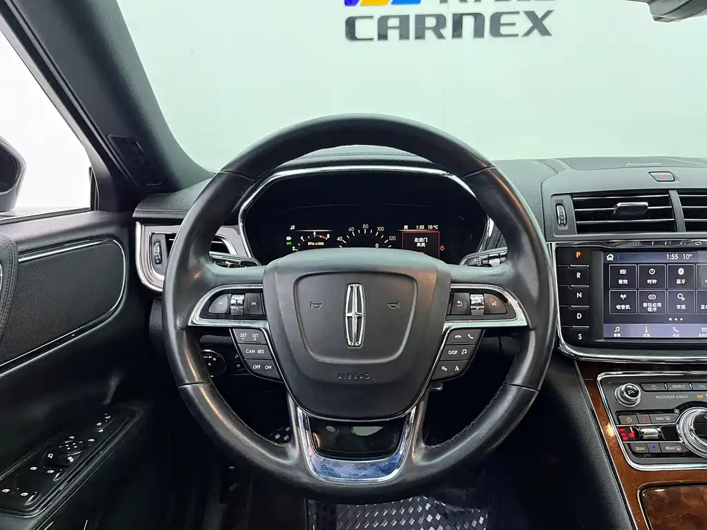LINCOLN CONTINENTAL 2021