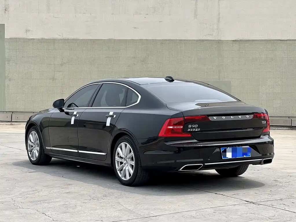 VOLVO S90 2020