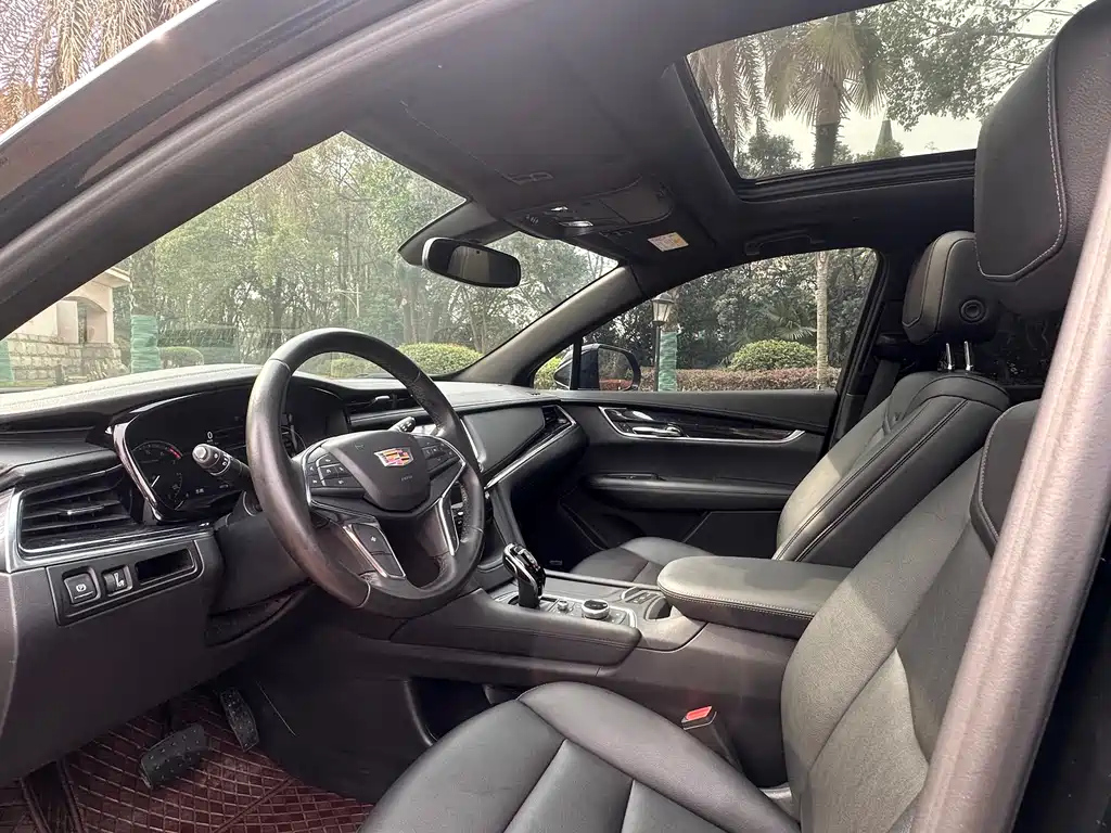CADILLAC XT5 2020