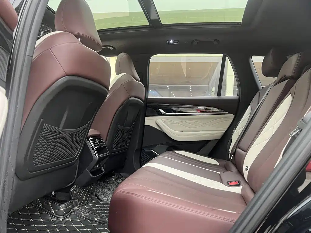 GEELY AUTO MONJARO 2021