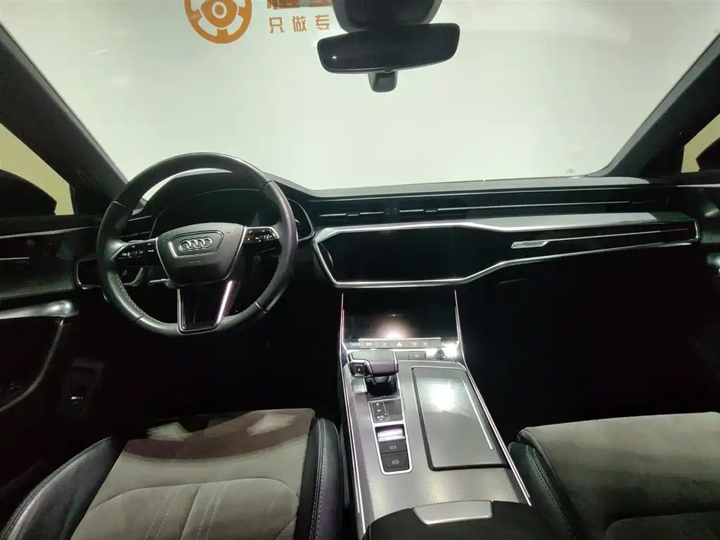 AUDI A6L 2021