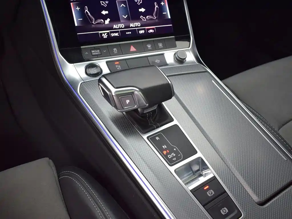 AUDI A6L 2019