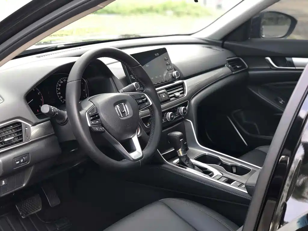 HONDA ACCORD 2021
