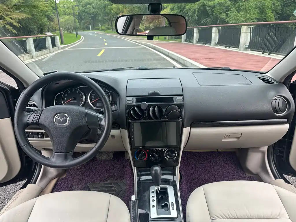 MAZDA 6 2010