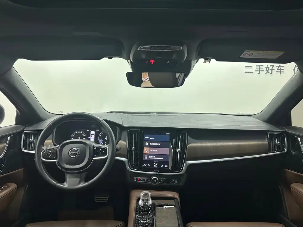 VOLVO S90 2021