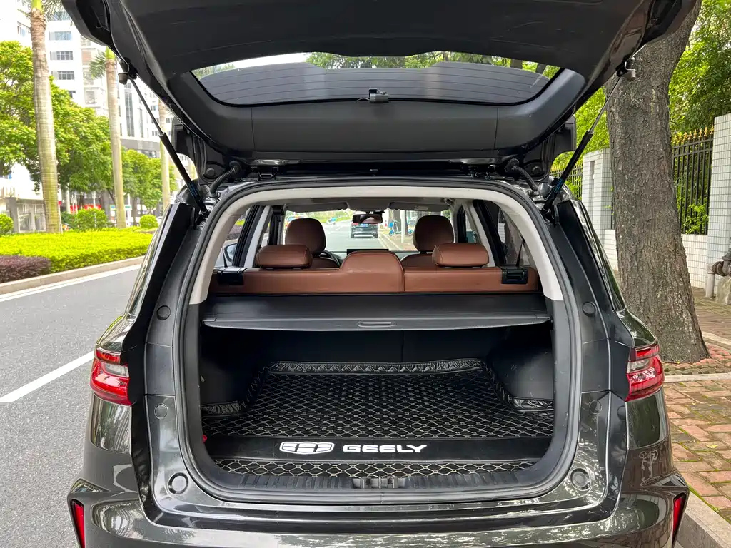 GEELY AUTO VISION X6 2021