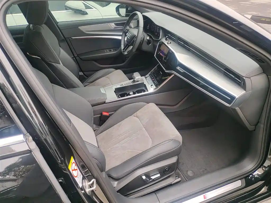 AUDI A6L 2023
