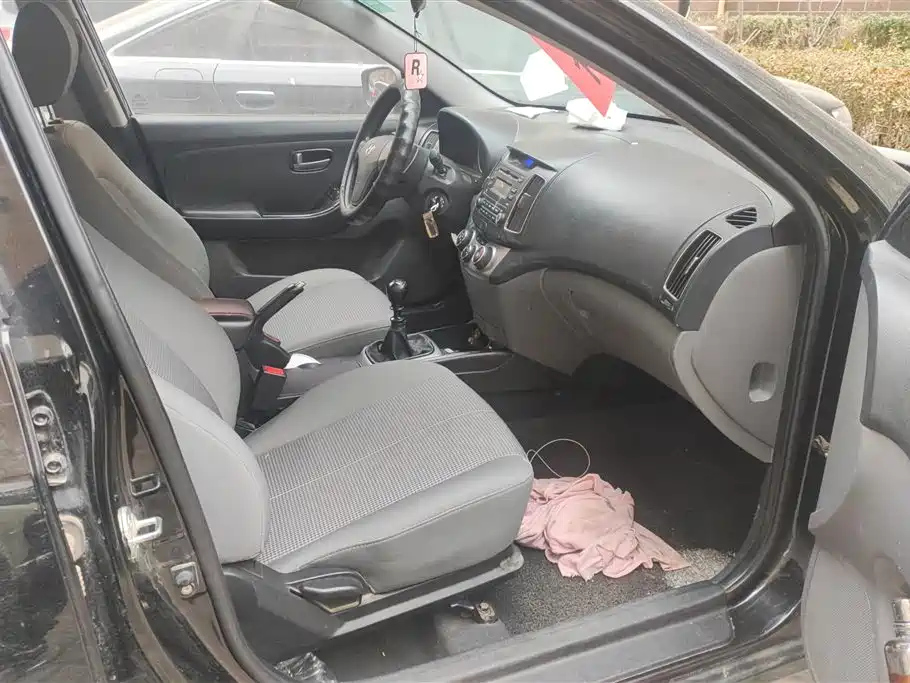 HYUNDAI CELESTA 2014